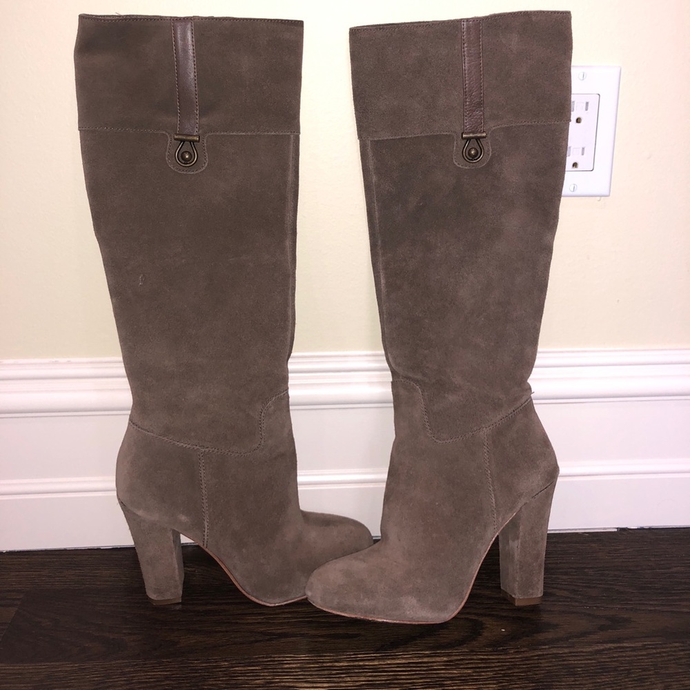 Joan & David boots